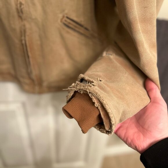 Distressed Hooded Carhart Lined Sherpa Work Jacket - Picture 9 of 12